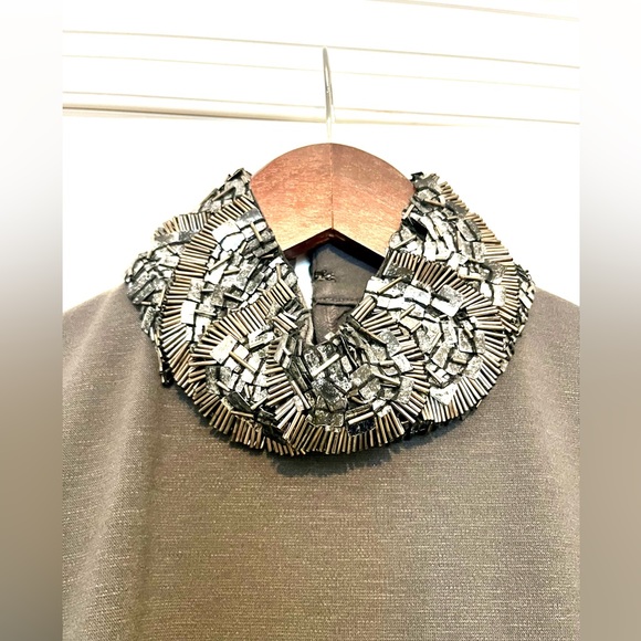 Alice and Olivia open back dress with sequin detail - size 0 - Picture 3 of 6